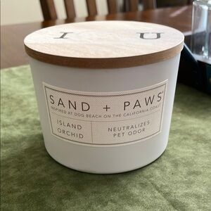 Sand + Paws Island Orchid Candle - White